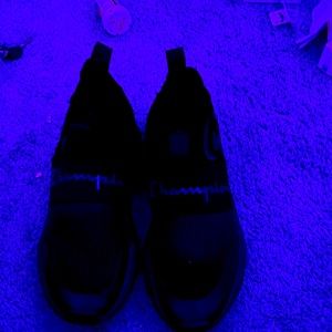 There comfortably and nice goes good with any outfit